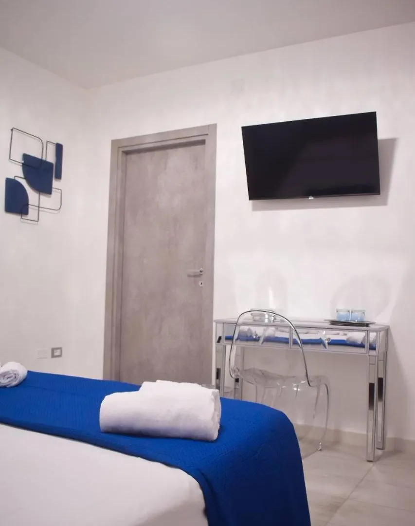 أفولا Yllen Rooms
