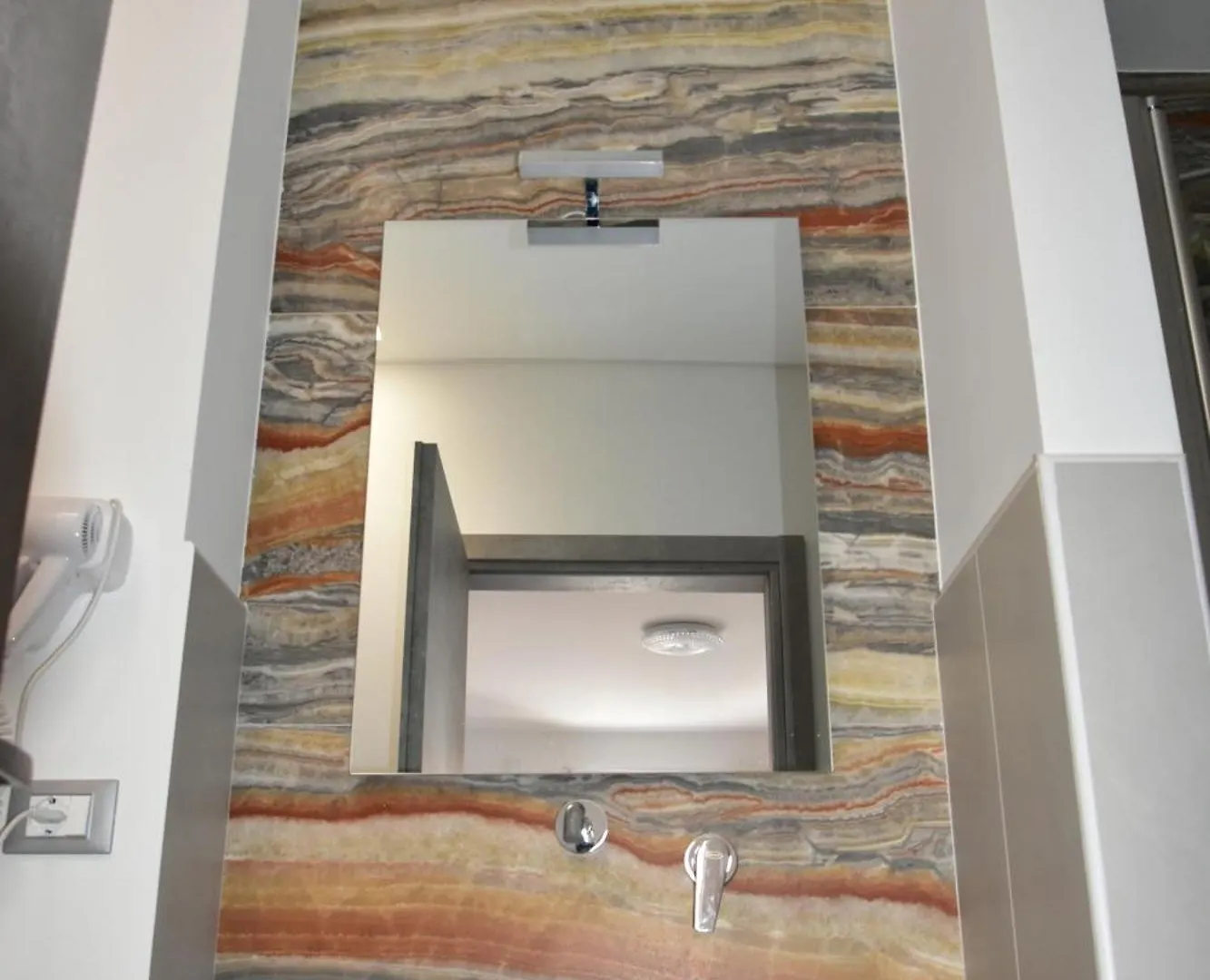 أفولا Yllen Rooms