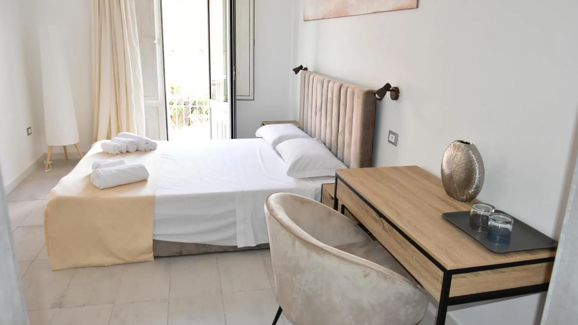 أفولا Yllen Rooms 0*,  إيطاليا