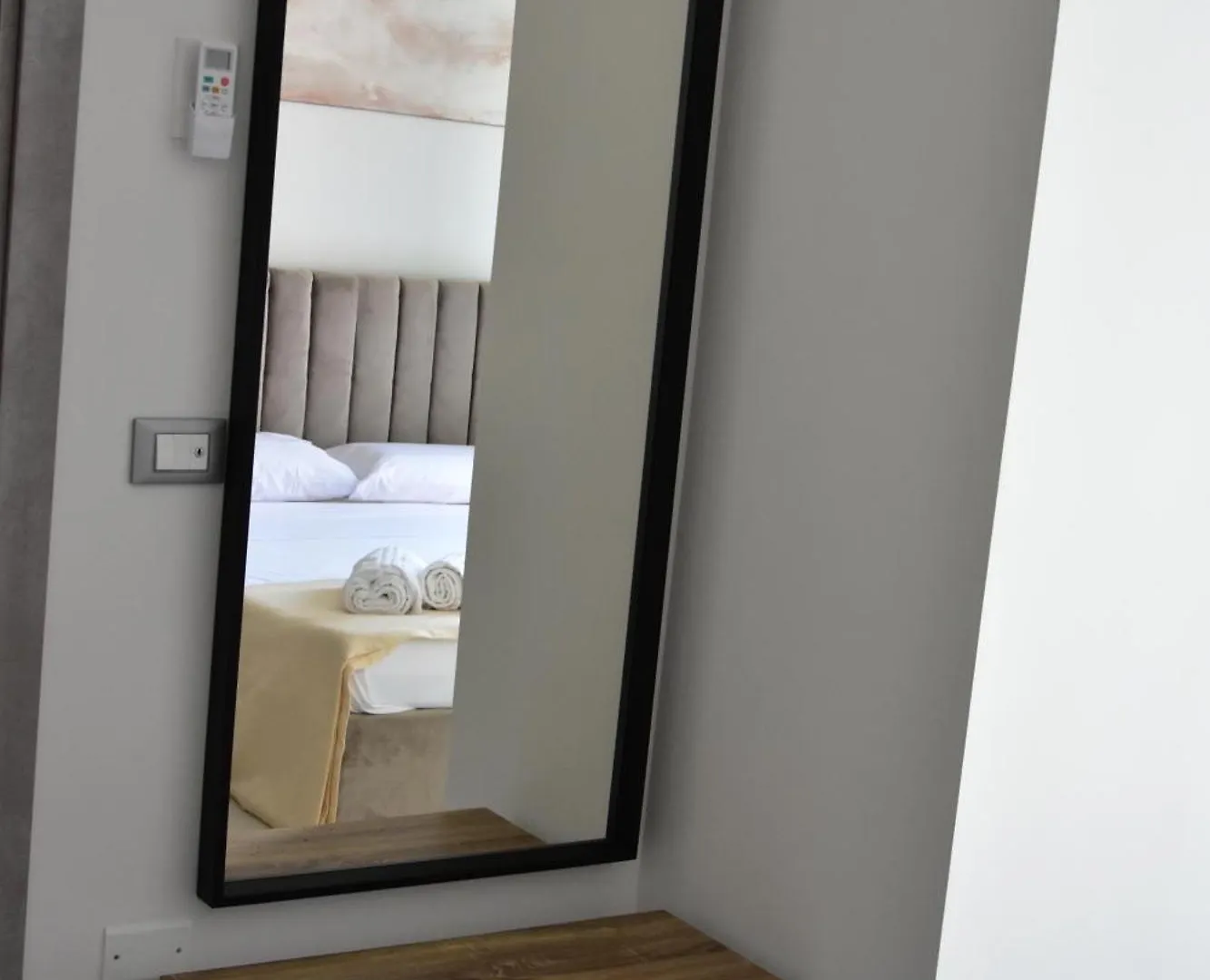 أفولا Yllen Rooms