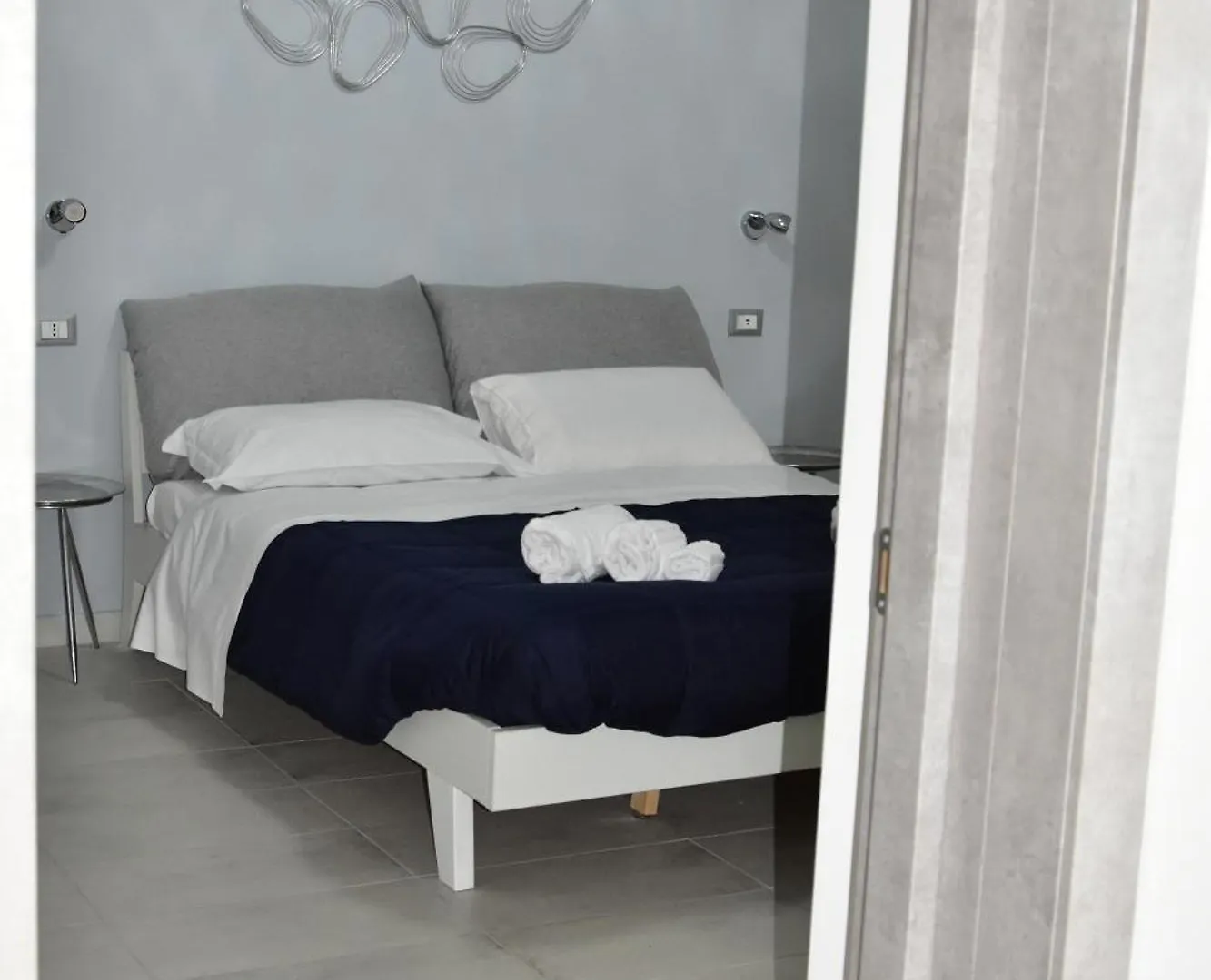 أفولا Yllen Rooms