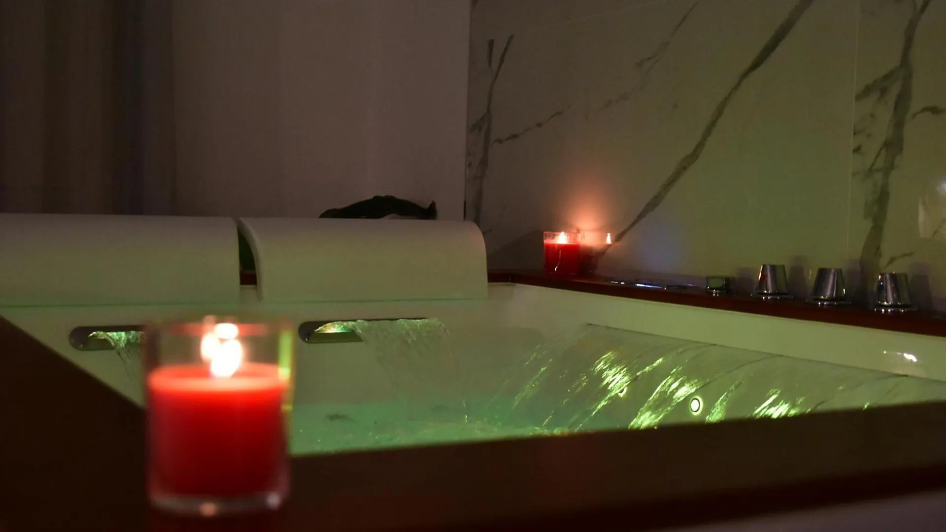 أفولا Yllen Rooms